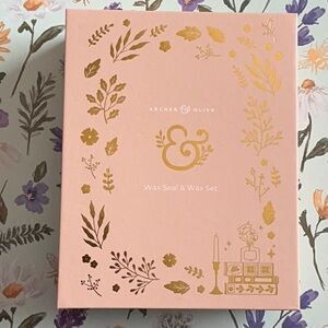 Archer & Olive: Elegant Gold and Cream Wax Seal Stamp Set